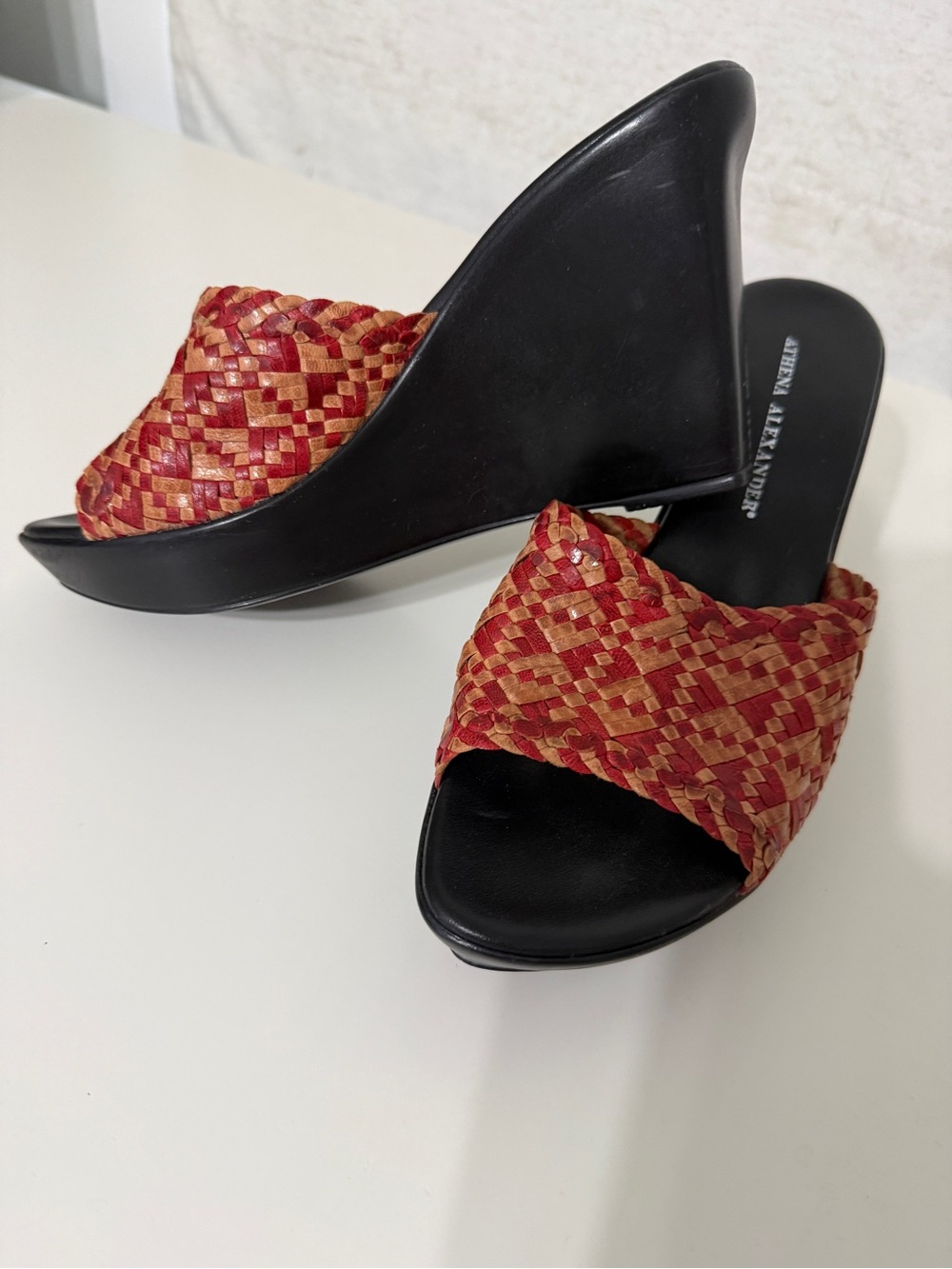 Cute Summer Athena Alexander Red and Tan Woven Slide Platform Wedges Size 38